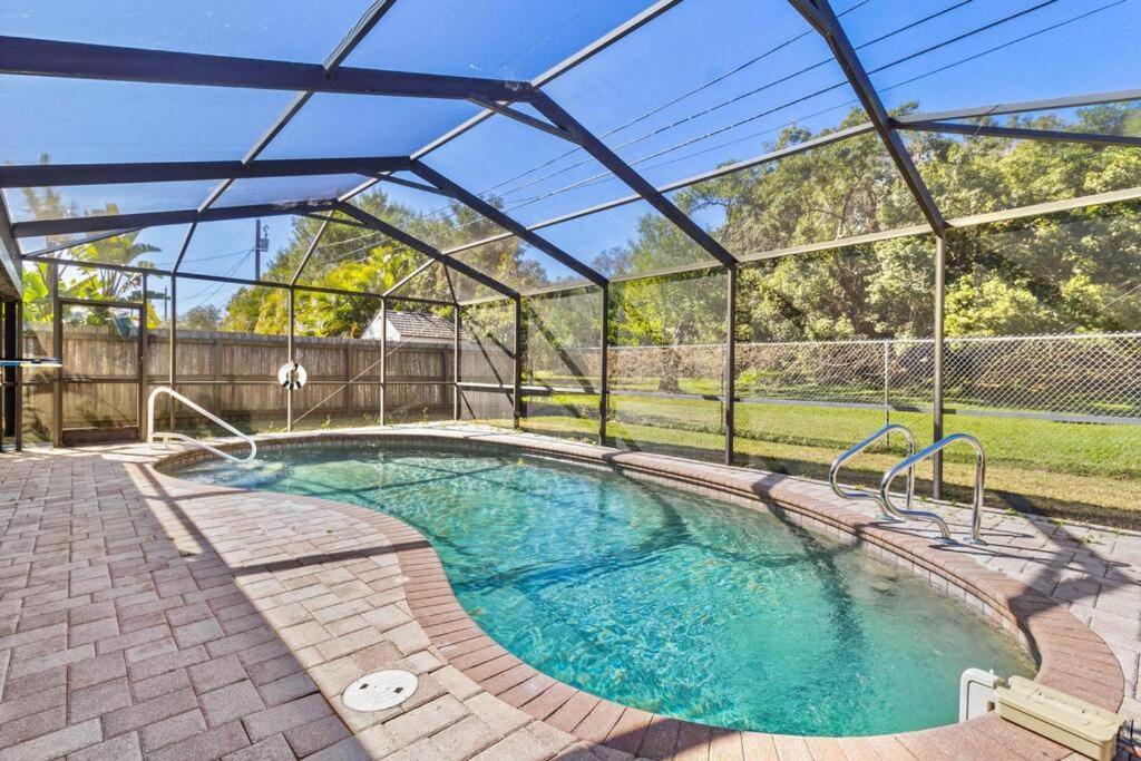 Perfect For Family Gatherings With A Heated Pool! - Clearwater'S Clear Choice Εξωτερικό φωτογραφία